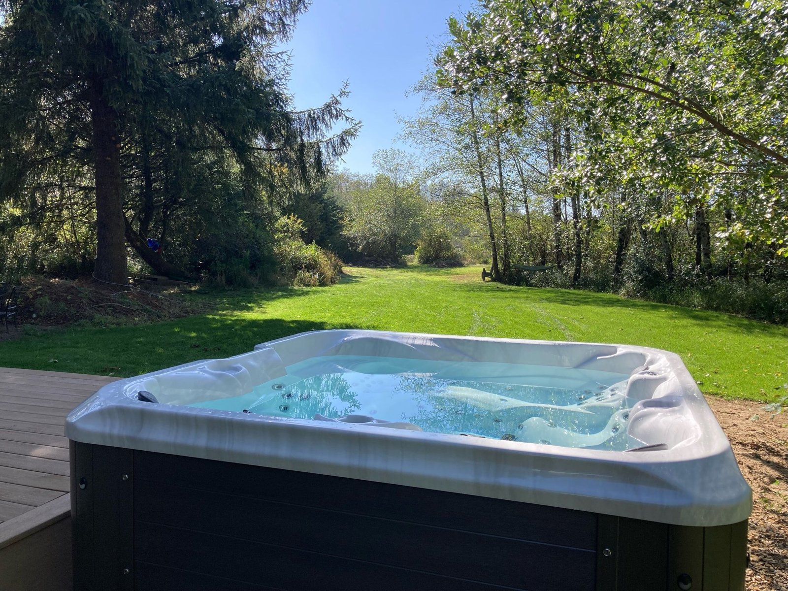 2 acre Retreat-walk to beach/hot tub/sauna (Rockaway Beach)